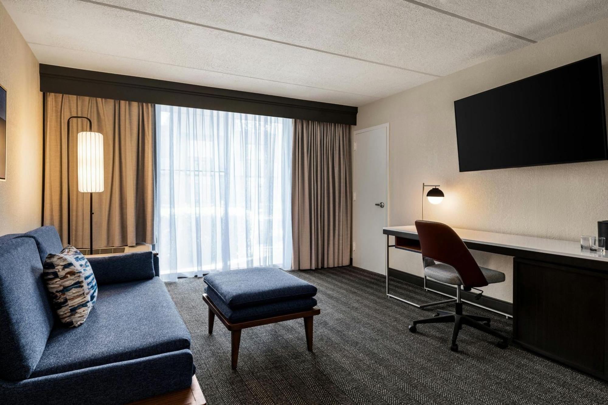 Courtyard Atlanta Northlake Tucker Ngoại thất bức ảnh