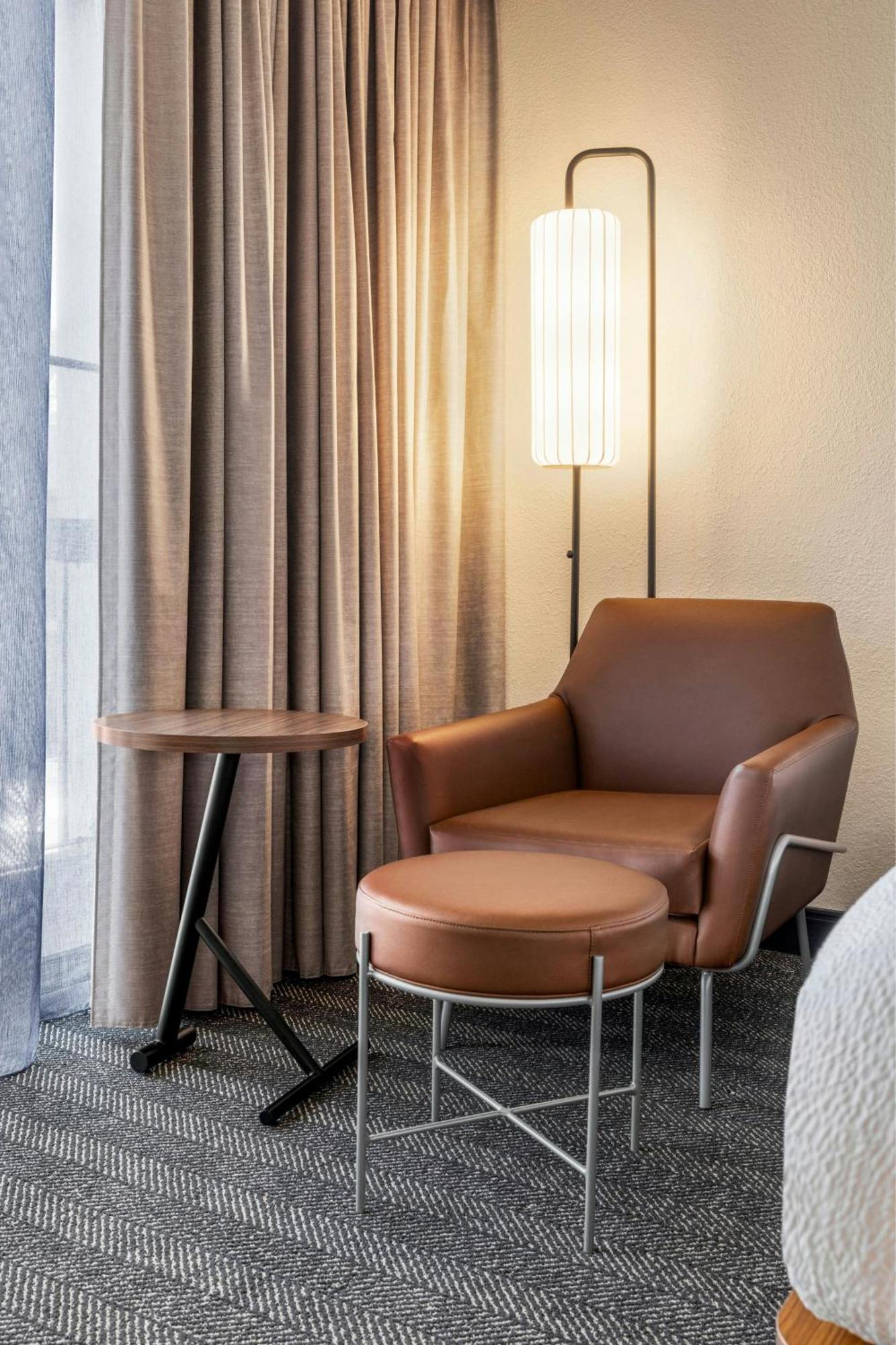 Courtyard Atlanta Northlake Tucker Ngoại thất bức ảnh