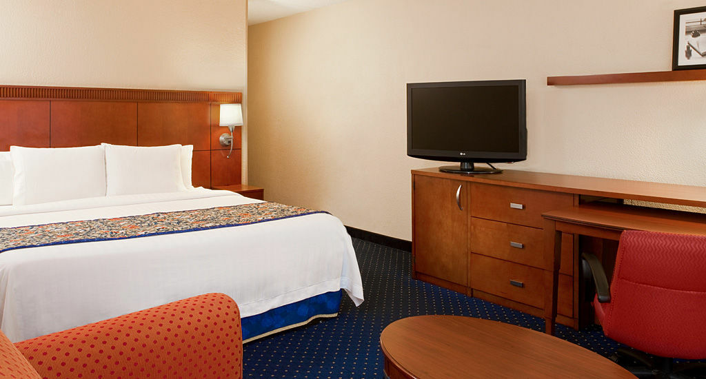 Courtyard Atlanta Northlake Tucker Ngoại thất bức ảnh