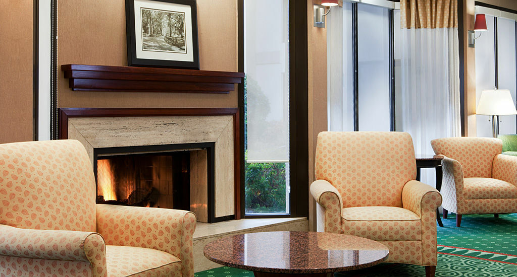 Courtyard Atlanta Northlake Tucker Ngoại thất bức ảnh