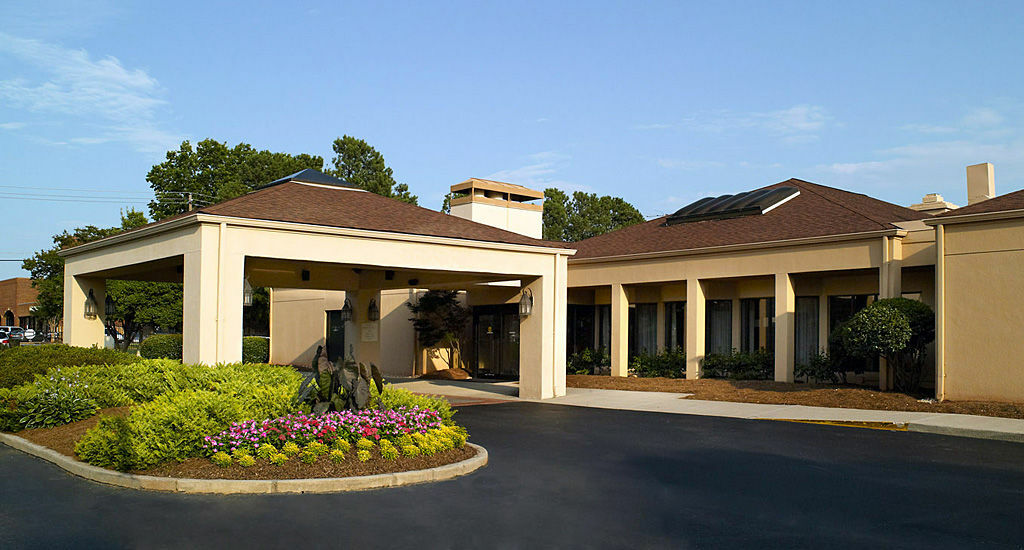 Courtyard Atlanta Northlake Tucker Ngoại thất bức ảnh